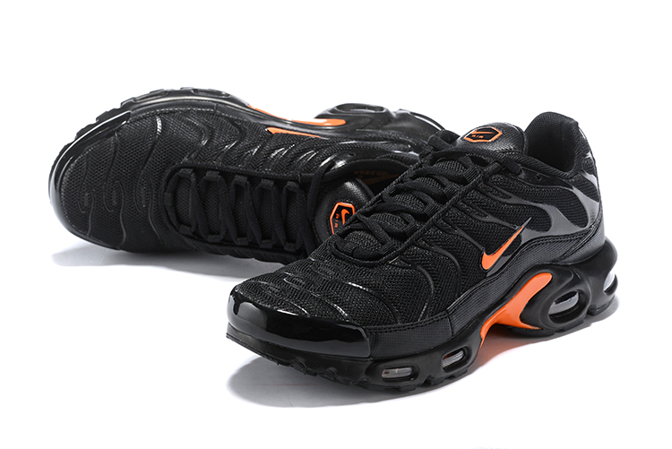 Men Nike Air Max PLUS Black Orange